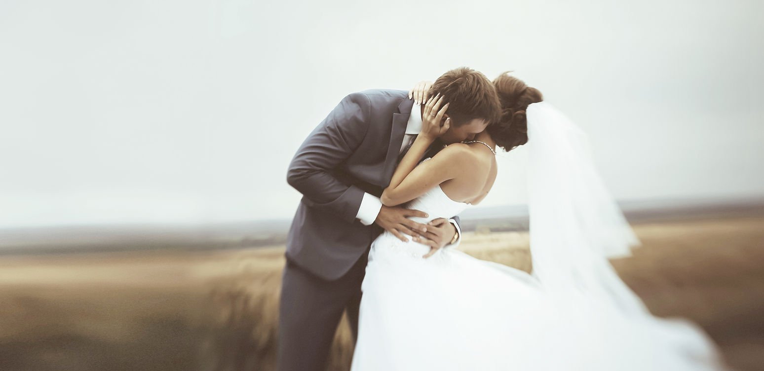 Abrazo de boda